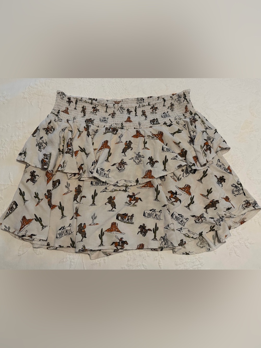 Wrangler Women’s White Ruffle Skirt with Western Print